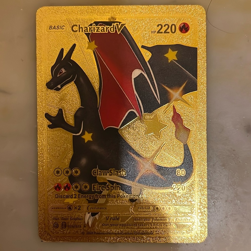 Charizard V hp220 Pokémon gold card 079/073